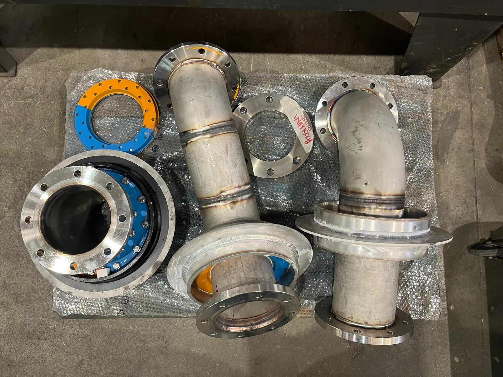 Hell-Sea certified exhaust penetration system — installation photo 39